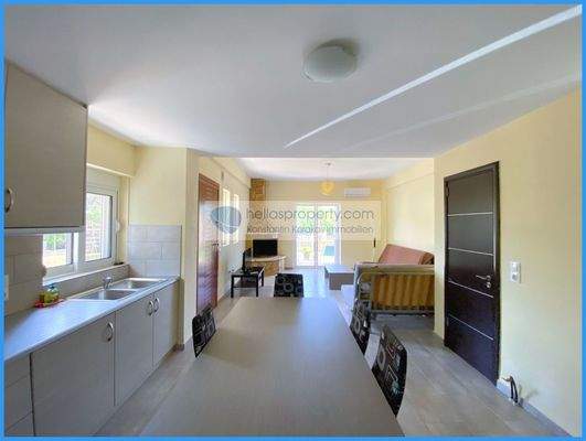 28d5675bf53d4f36a67be8f38f8398c5-original