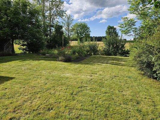 Garten vom rechten Durchgang