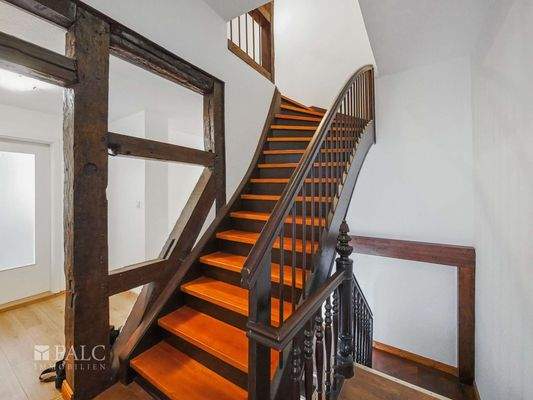 gepflegtes Treppenhaus