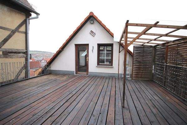 Apartment-Haus 2. OG