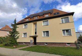 Außenansicht straßenseitig 01