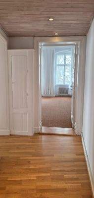 Flur mit Deckenspots