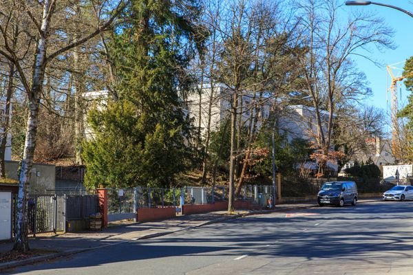 straßenseitige Ansicht