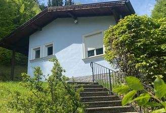 Stiegenaufgang zum Haus