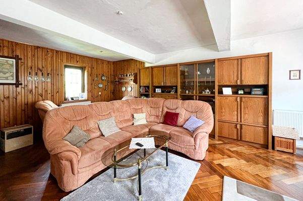 Wohnzimmer im Erdgeschoss