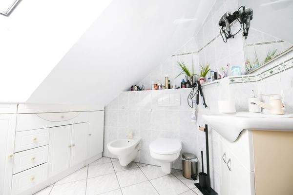 Spitzboden - Badezimmer