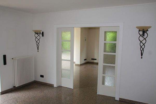 Esszimmer mit Blick zum WZ