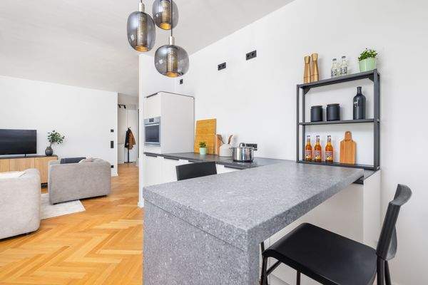 Wohn- Koch- Essbereich