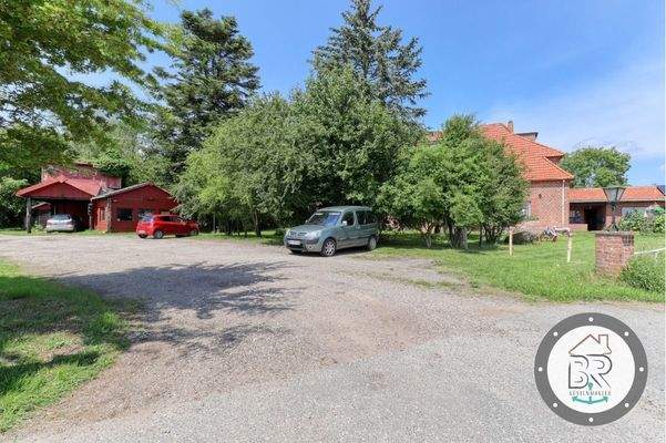 Parkplatz für Haus A und B