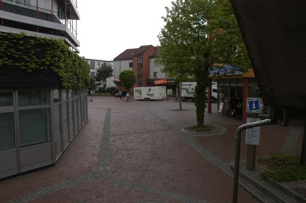 Ansicht110511Ost_Parkhaus.jpg