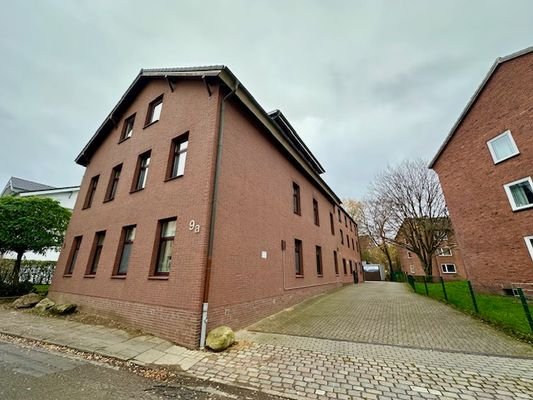 Straßenansicht