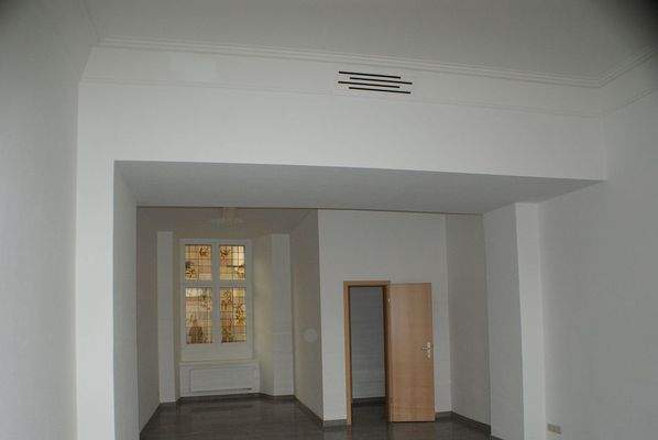 linkes Ladenlokal  (3).jpg