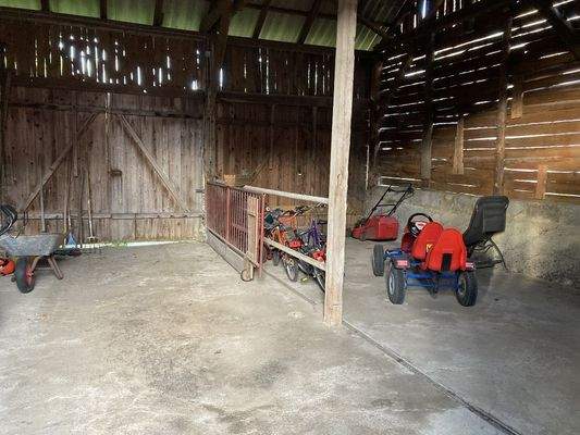 viel Platz für Lagerflächen