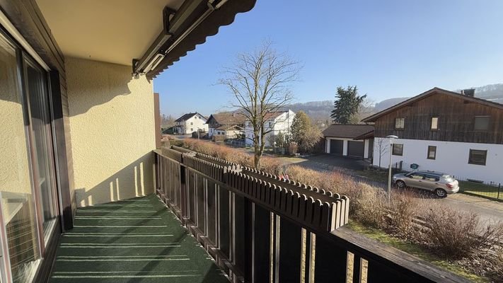überdachter Balkon mit Markise