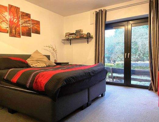 Schlafzimmer mit Terrasse