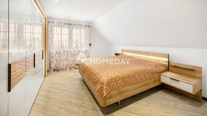 1. OG Elternschlafzimmer 1