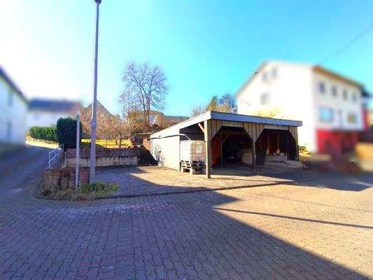 Grundstück mit Carport