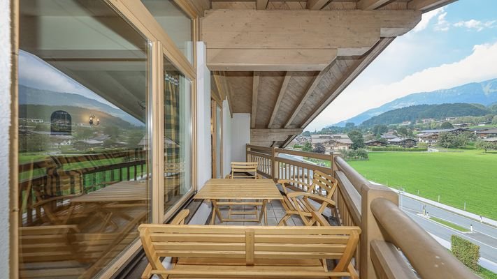 KITZIMMO-Dachgeschosswohnung mit Kaiserblick - Immobilien Aurach.