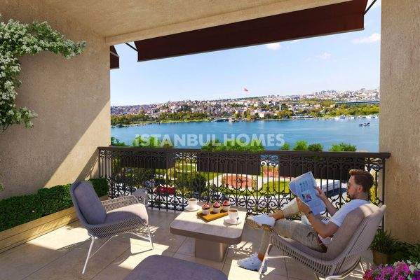 Flats Close to Golden Horn and Tersane Istanbul in Beyoglu