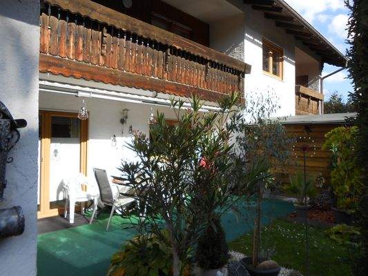 Südterrasse m. Garten.JPG