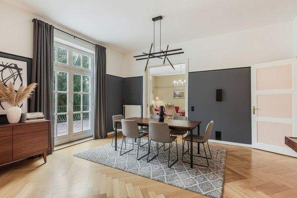 Esszimmer EG Ansicht II - Möblierungsidee (KI) 