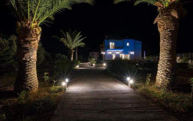 Kreta, Kokkino Chorio: Villa mit spektakulärem Blick auf das Meer und den Sonnenuntergang zu verkaufen