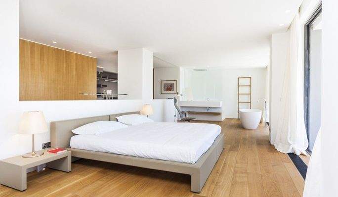 Luxusvilla zum Verkauf in der ersten Linie von Camp de Mar BHHS-BAL-0908