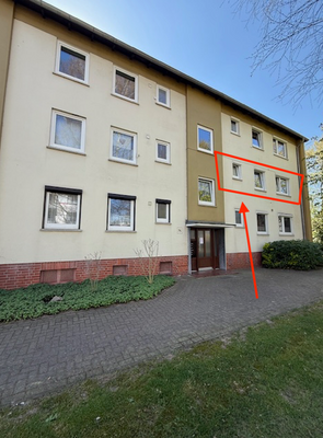 Eingang / Vorderansicht 