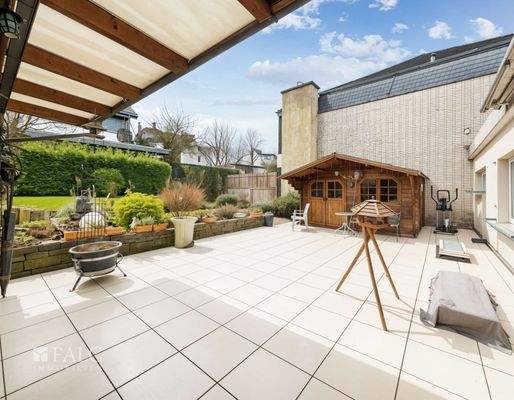 Terrasse Wohnen - (KI generiert)