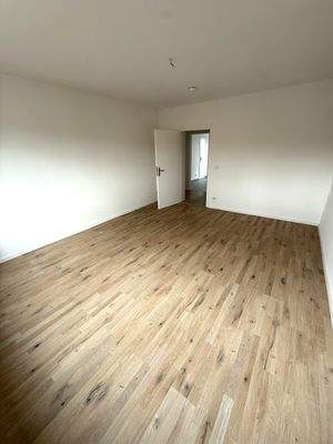 Helle Wohnung mit Holzboden