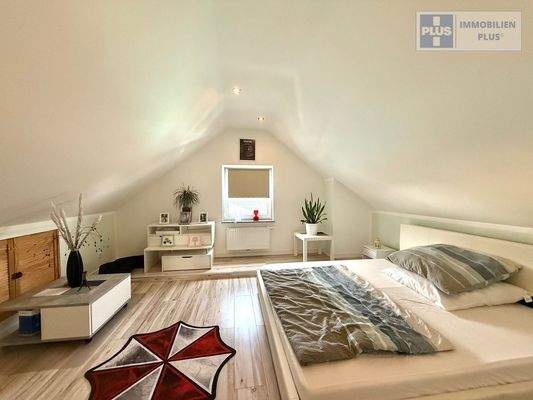 Zusätzliche Räume im DG