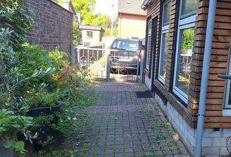 Durchgang mit Windfang