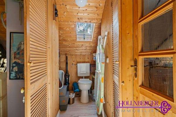 Haupthaus-Toilette OG 