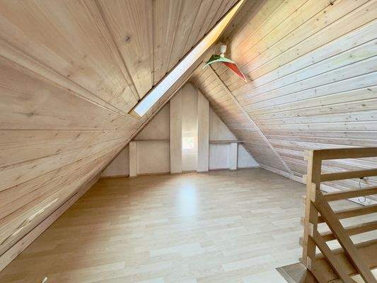 Spitzboden 2 Haupthaus