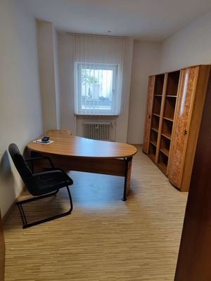 Büro 1