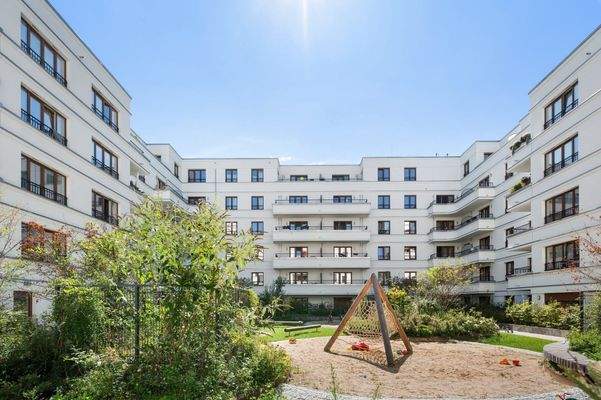 backbone_510820-A_085_WEB