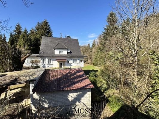 Blick von der Mühle auf das Wohnhaus