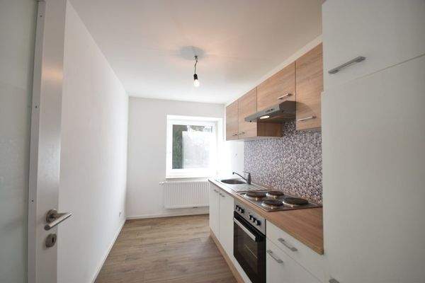 Küche - Moderne und geräumige 3 Zimmer Wohnung mit großem Balkon Miete Grödig Salzburg