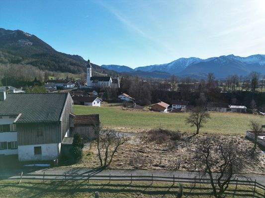 Baugrundstück aus der Vogelperspektive nach Süden