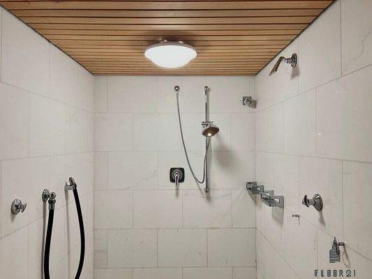 Duschbereich Sauna