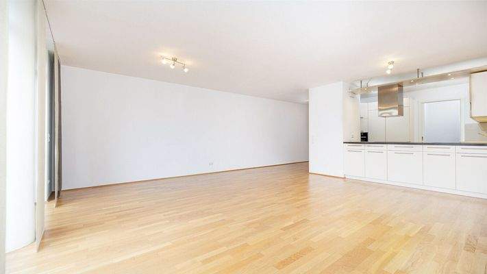 Wohnzimmer - Essbereich - Küche