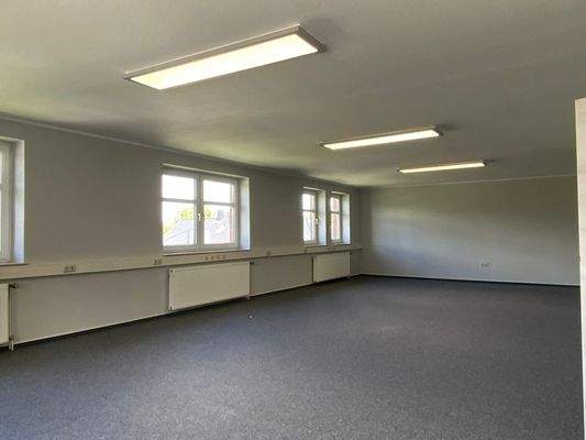 Bürofläche OG -Straßenseite