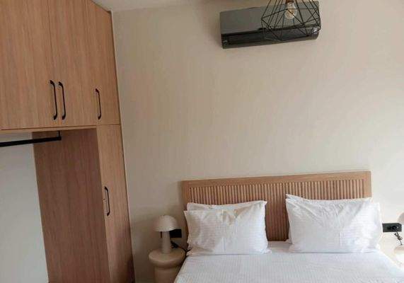 Kreta, Ligides: Großes modernes Haus in der Nähe des Agia-Sees zu verkaufen