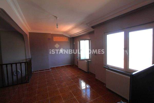 Stylish Apartments with Balcony and City Views in Eyupsultan