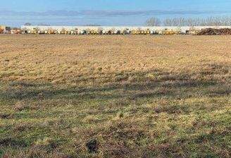 Blick auf das Grundstück von der B273