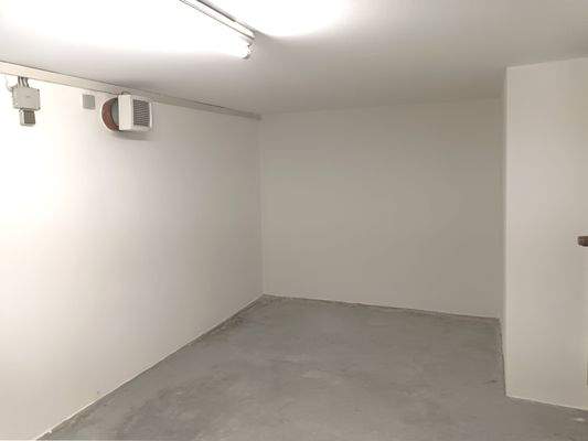 ...und zweitem lager über 11m²