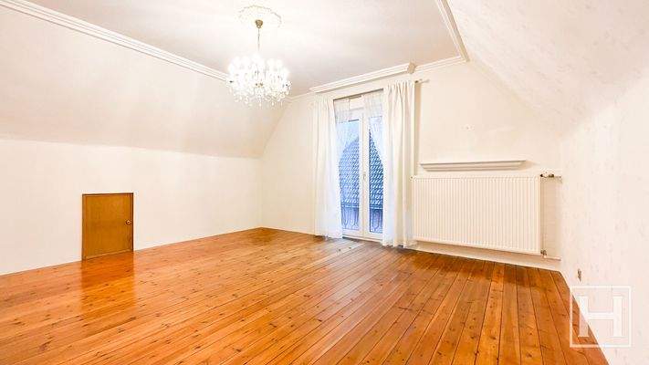 Schlafzimmer mit Balkon