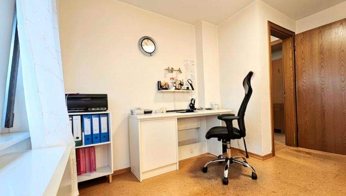 Büro / Gästezimmer 1. OG
