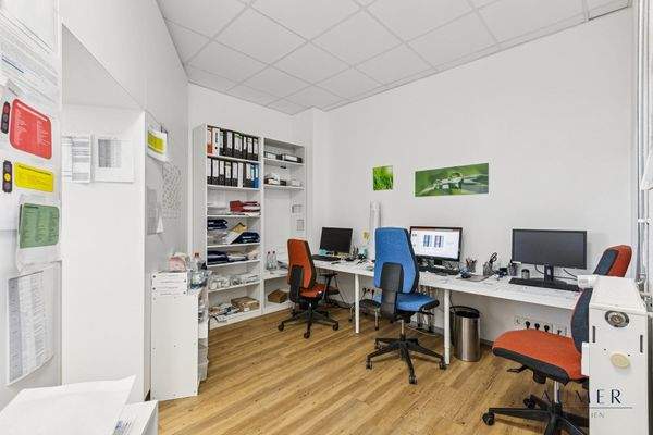 backbone_551438-A_223_WEB