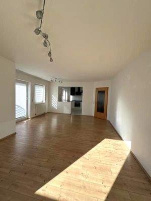 Wohn-Esszimmer (2).JPG